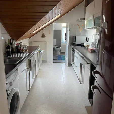 Spacious, Bright 3-room Holzminden